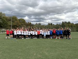 Teams vom EVKK-Fußballturnier 2026